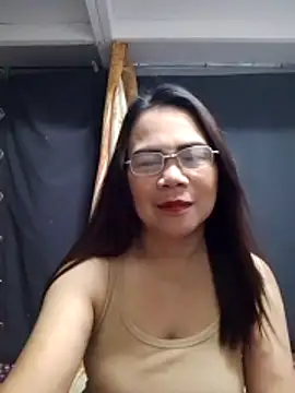 Snapshot of erma_joy chatting on April 2026 07:49:01 PM erma joy online show from April 2026 07:49:01 PM