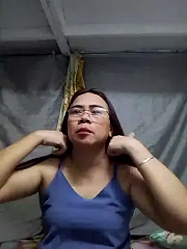 Snapshot of erma_joy chatting on May 2026 09:33:02 PM erma joy online show from May 2026 09:33:02 PM