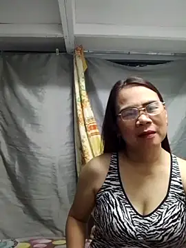 Snapshot of erma_joy chatting on May 2026 10:31:02 AM erma joy online show from May 2026 10:31:02 AM