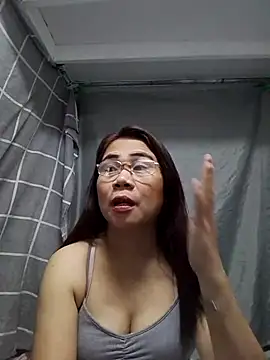 Snapshot of erma_joy chatting on May 2026 10:15:01 PM erma joy online show from May 2026 10:15:01 PM