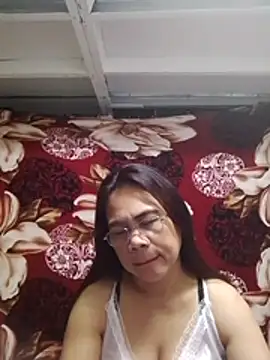 Snapshot of erma_joy chatting on May 2026 05:19:02 PM erma joy online show from May 2026 05:19:02 PM