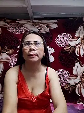 Snapshot of erma_joy chatting on May 2026 09:43:01 PM erma joy online show from May 2026 09:43:01 PM