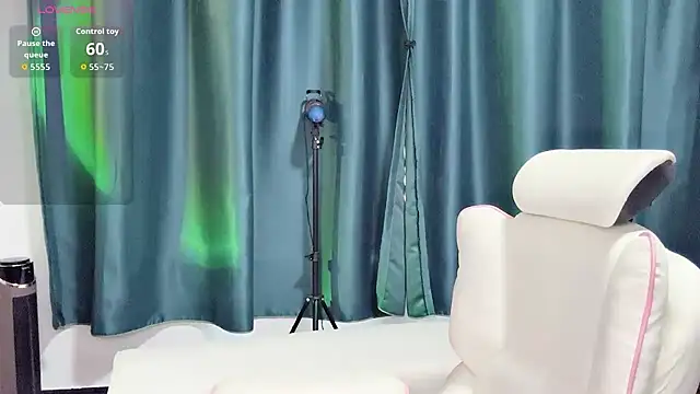 QmnbvcxzQewq online show from November 2025 05:18:01 AM