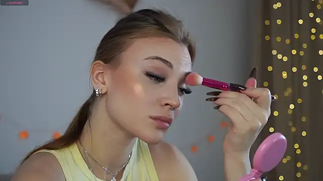 beckymadsons online show from March 2026 11:28:02 AM