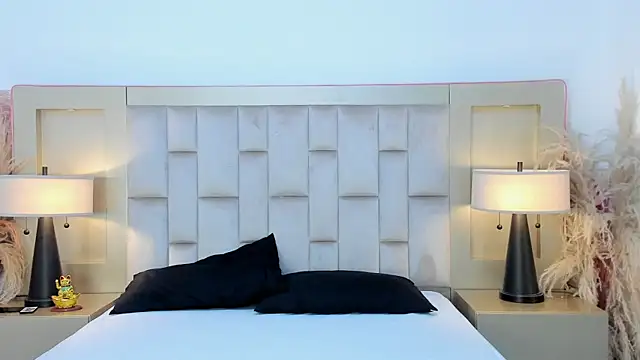 Zahir Ashar online show from April 2026 12:06:01 AM