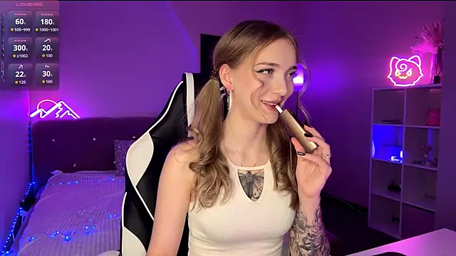 EvaPeace online show from March 2026 12:30:02 PM