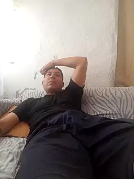 Ezeaxl online show from April 2026 04:45:01 PM