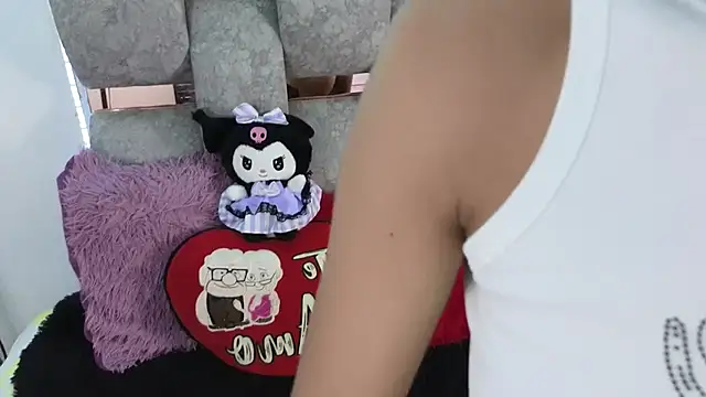 alix kitty online show from April 2026 10:55:02 PM