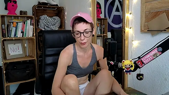 Antifistin online show from July 2026 12:22:02 PM