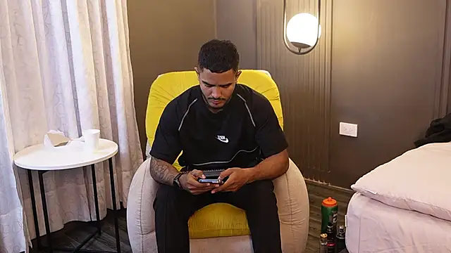 Reik Vonn online show from April 2026 11:59:01 AM