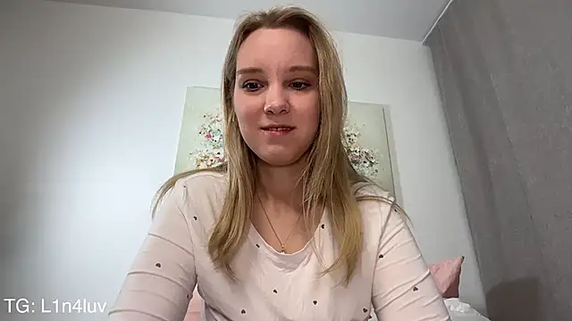 AIicaparkerc online show from April 2026 05:14:02 PM