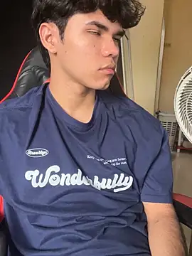 Snapshot of Im_Camii chatting on November 2025 06:50:02 PM Im Camii online show from November 2025 06:50:02 PM