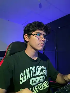 Snapshot of Im_Camii chatting on March 2026 08:25:02 PM Im Camii online show from March 2026 08:25:02 PM