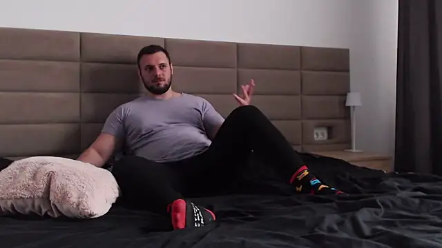 BriannSmith online show from April 2026 09:54:01 AM