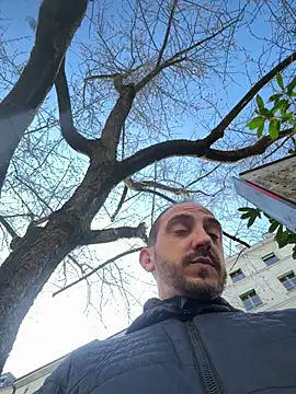 AlexGogo23 online show from March 2026 12:09:01 PM