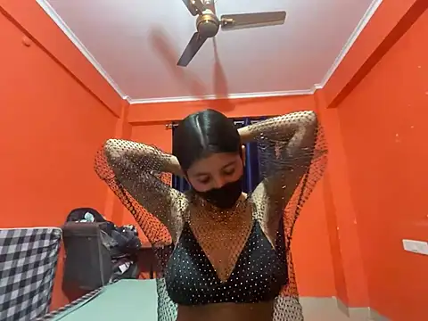 Snapshot of HOT_HONEY10 chatting on February 2026 01:29:02 PM HOT HONEY10 online show from February 2026 01:29:02 PM