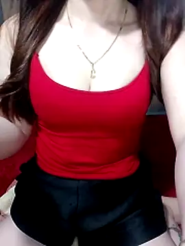 LeanaLy online show from April 2026 01:16:02 AM