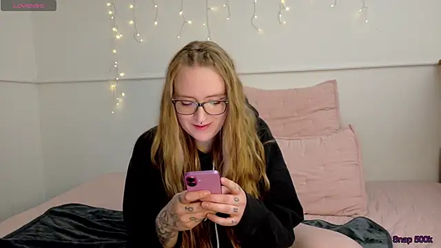 Pattyworld69 online show from March 2026 07:01:01 AM