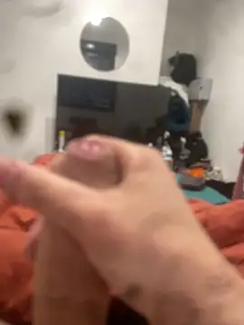 kevin-huge online show from April 2026 04:34:01 PM