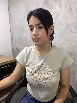 1evelinewood online show from March 2025 04:24:02 PM