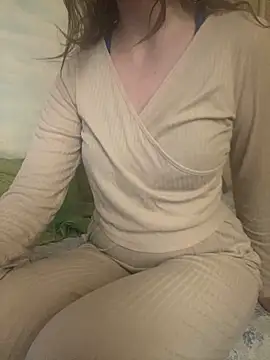 KittieCreme online show from March 2026 12:27:02 PM