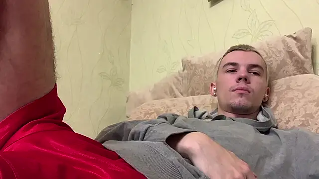 Jeremy1Scott online show from July 2026 05:12:02 AM