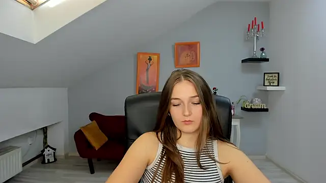 AnneWilsonn online show from October 2025 10:49:01 AM