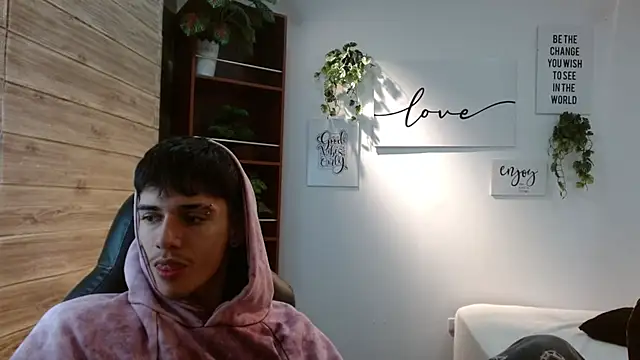 AmethystShadow17 online show from April 2026 04:54:01 AM