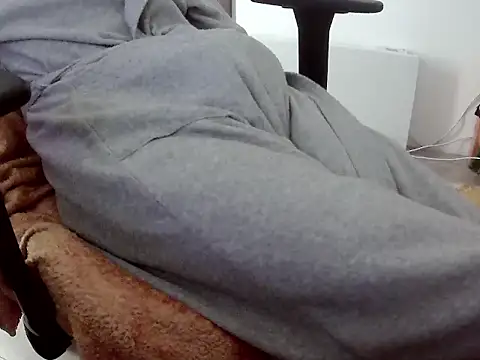 Batboy94 online show from April 2026 09:26:02 PM