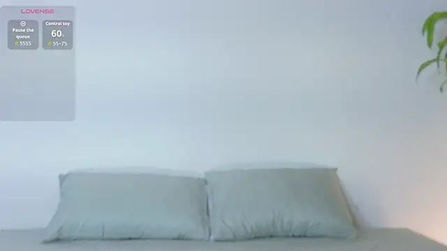 Axel Cody  online show from May 2026 01:19:01 PM