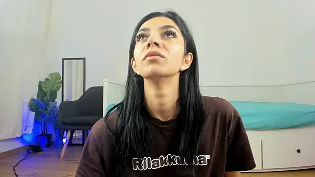 ReneeVoss online show from April 2026 03:04:02 AM