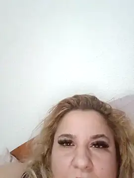 BelleInna online show from January 2026 06:22:02 PM