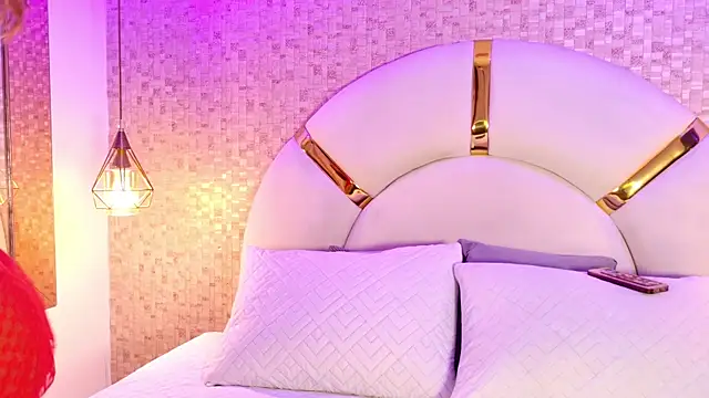 emmy rose25 online show from April 2026 11:38:02 AM