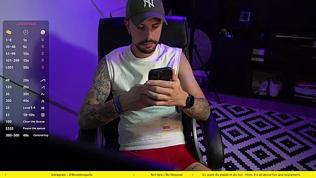 monsieurguitsxxx online show from November 2025 07:25:02 PM