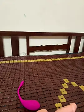 Aimee milk online show from April 2026 03:20:01 PM