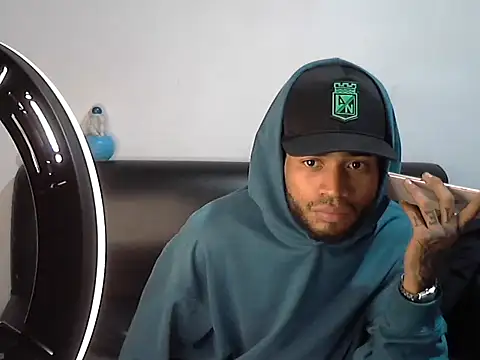 AXionX online show from December 2025 09:18:01 AM