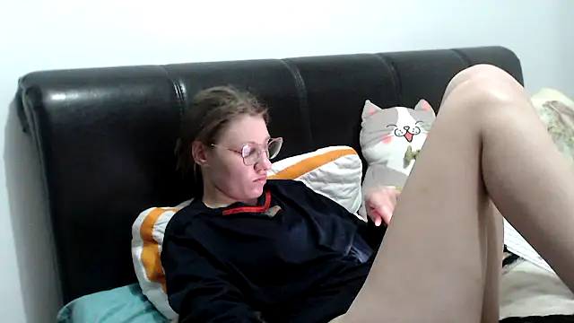 SandyCassie online show from March 2026 08:25:01 PM