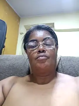 Pessoa54 online show from February 2026 11:08:02 PM