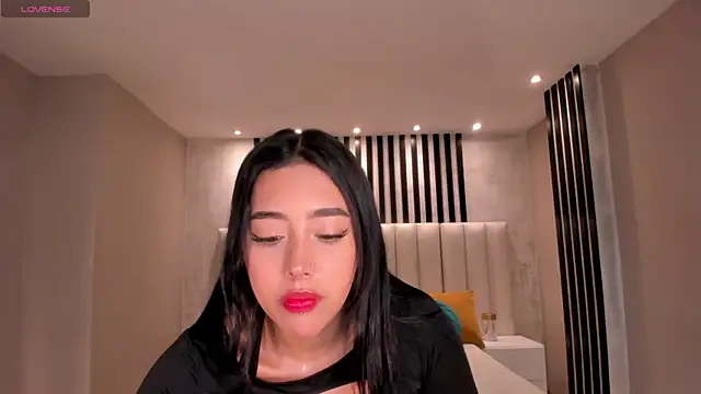 ScarlettBlaze  online show from March 2026 12:00:02 PM