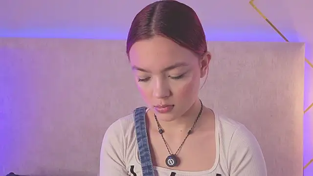Martinaa Garcia online show from July 2026 07:42:02 PM