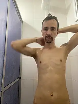 Snapshot of leozin01 chatting on March 2026 12:03:02 AM leozin01 online show from March 2026 12:03:02 AM