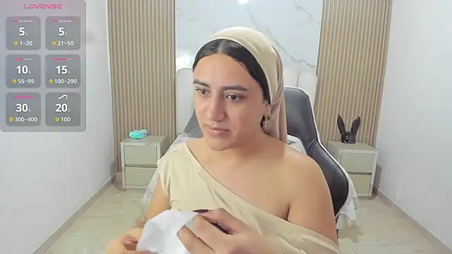 Aziz daud online show from June 2026 07:09:01 PM