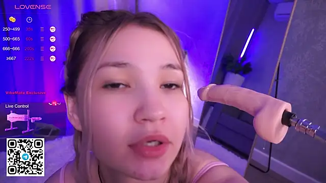 MerandaBlosom online show from April 2026 05:12:02 AM