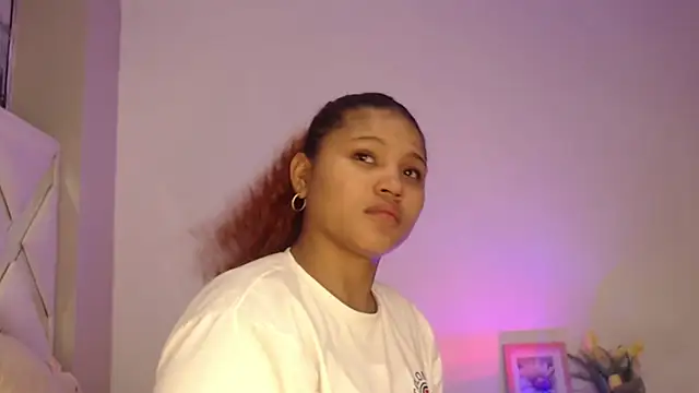 Snapshot of miel_alisha chatting on July 2026 12:53:01 PM miel alisha online show from July 2026 12:53:01 PM