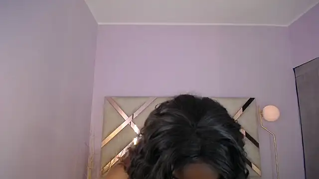 Snapshot of Maiacharris_ chatting on May 2026 12:43:01 PM Maiacharris online show from May 2026 12:43:01 PM