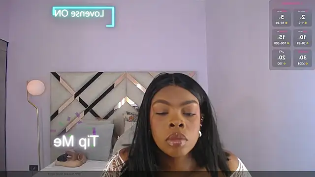 Snapshot of Maiacharris_ chatting on June 2026 12:08:02 PM Maiacharris online show from June 2026 12:08:02 PM