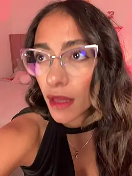 Snapshot of elegant__rouse chatting on July 2026 10:44:02 PM elegant rouse online show from July 2026 10:44:02 PM