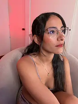 Snapshot of elegant__rouse chatting on July 2026 10:13:02 PM elegant rouse online show from July 2026 10:13:02 PM