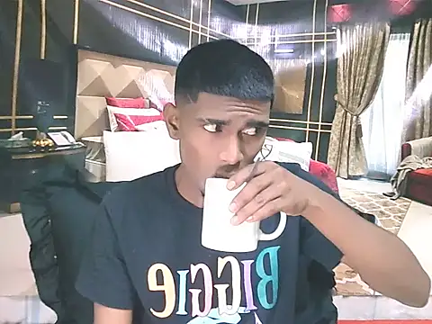 Snapshot of IndianThuggin chatting on July 2026 11:46:02 AM IndianThuggin online show from July 2026 11:46:02 AM