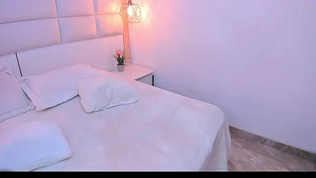 Sofia clk online show from April 2026 03:04:02 AM